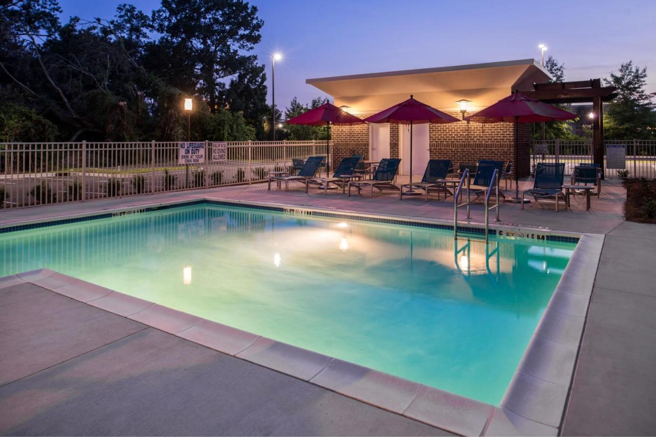 Towneplace Suites By Marriott Charleston-West Ashley Exterior photo