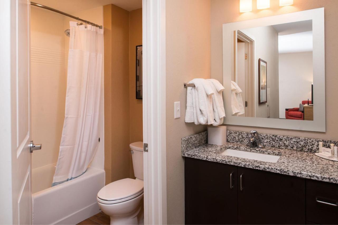 Towneplace Suites By Marriott Charleston-West Ashley Exterior photo